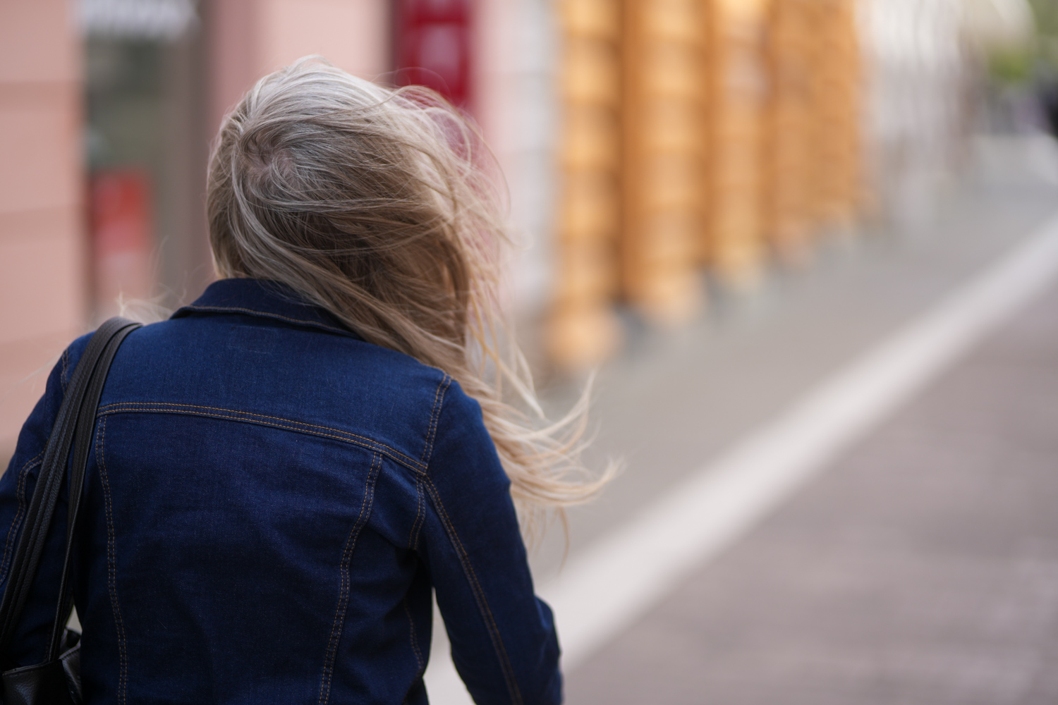  Фото илустрација