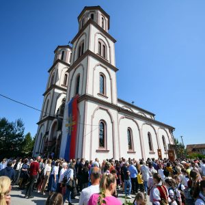 Свети Василије Острошки: Градоначелник присуствовао црквеним славама у Обилићеву и Дракулићу Свети Василије Острошки: Градоначелник присуствовао црквеним славама у Обилићеву и Дракулићу