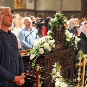 Градоначелник на поноћној литургији у Храму Христа Спаситеља