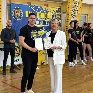 Више од 1.000 учесника: Почели „Мајски дани одбојке“, отварању присуствовала савјетница Савић – Бањац