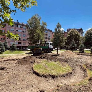 На радост најмлађих: У Росуљама и Чесми ускоро нова игралишта На радост најмлађих: У Росуљама и Чесми ускоро нова игралишта