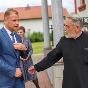 Служен парастос погинулим борцима ВРС у насељу Чесма