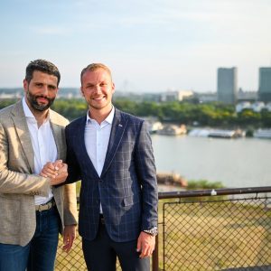 Станивуковић честитао Александру Шапићу избор за градоначелника Београда Станивуковић честитао Александру Шапићу избор за градоначелника Београда