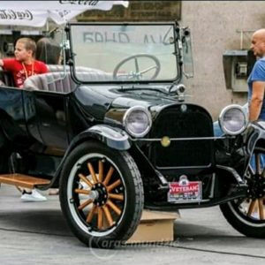 Због одржавања скупа олдтајмера: Измјена у режиму одвијања саобраћаја у центру града Због одржавања скупа олдтајмера: Измјена у режиму одвијања саобраћаја у центру града