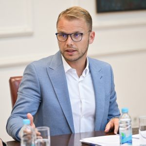 Градоначелник након сједнице Колегијума: Поново су одбили више од 98 одсто тачака, не желе да расправљају о бесплатним плацевима ни колектору на ријеци Врбас Градоначелник након сједнице Колегијума: Поново су одбили више од 98 одсто тачака, не желе да расправљају о бесплатним плацевима ни колектору на ријеци Врбас