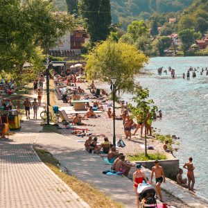 РХМЗ: Упозорење на веома топло вријеме до краја августа РХМЗ: Упозорење на веома топло вријеме до краја августа