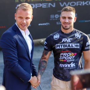 Тренингом у центру града, најављен борилачки спектакл FNC 18 који ће бити одржан 13. јула у дворани „Борик“ Тренингом у центру града, најављен борилачки спектакл FNC 18 који ће бити одржан 13. јула у дворани „Борик“