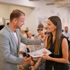 Градоначелник уручио нова рјешења о бесплатној легализацији