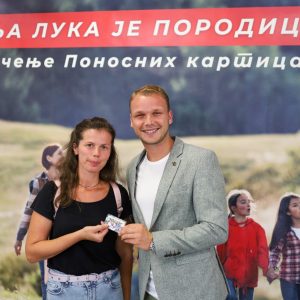 Подршка породици: Уручене „Поносне картице“ за више од 1.000 вишечланих породица