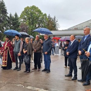 Сјећање на погинуле борце: Представници Града на парастосу у Залужанима