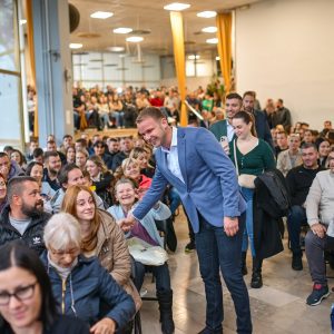 Значајна мјера подршке породици: Бесплатни плацеви за младе брачне парове и самохране родитеље постали реалност Значајна мјера подршке породици: Бесплатни плацеви за младе брачне парове и самохране родитеље постали реалност