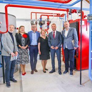 У сарадњи Града и Чешке развојне агенције: ОШ „Ђура Јакшић“ и Пољопривредна школа добиле боље гријање