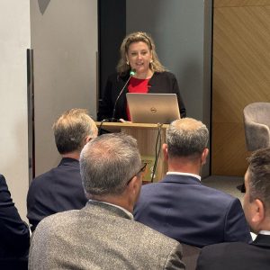 Савјетница Шукало отворила стручну конференцију „Људи, дрво и намјештај у дигиталном и енергетски ефикасном добу“ Савјетница Шукало отворила стручну конференцију „Људи, дрво и намјештај у дигиталном и енергетски ефикасном добу“