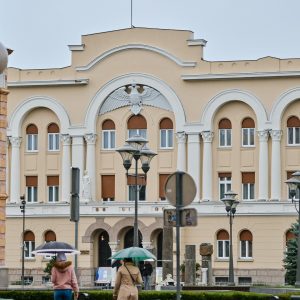 РХМЗ: Упозорење на јак до олујни вјетар, нагло захлађење и јаче падавине