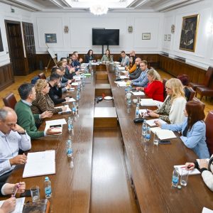 Градоначелник: Издат налог надзорним органима за додатну контролу свих недавно завршених инфраструктурних пројеката, ускоро и хитне санација старог моста у Крупи на Врбасу