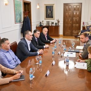 Radne konsultacije, gradonačelnik: Sa Ujedinjenom Srpskom nastavljamo saradnju u interesu svih građana Banje Luke Radne konsultacije, gradonačelnik: Sa Ujedinjenom Srpskom nastavljamo saradnju u interesu svih građana Banje Luke