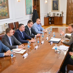 Радне консултације, градоначелник: Приоритет Социјалистичке партије и у наредном периоду остаје рјешавање питања вртића у граду Радне консултације, градоначелник: Приоритет Социјалистичке партије и у наредном периоду остаје рјешавање питања вртића у граду