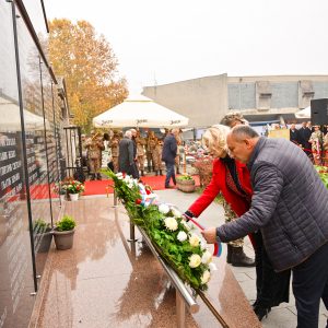 Obilježavanje krsne slave Boračke organizacije Banje Luke: Položeni vijenci na groblju Sveti Pantelija