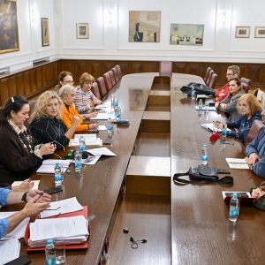 Nova era Kastela: Održan sastanak tima koji je radio na elaboratu o izdvajanju Kastela kao nezavisne ustanove Nova era Kastela: Održan sastanak tima koji je radio na elaboratu o izdvajanju Kastela kao nezavisne ustanove