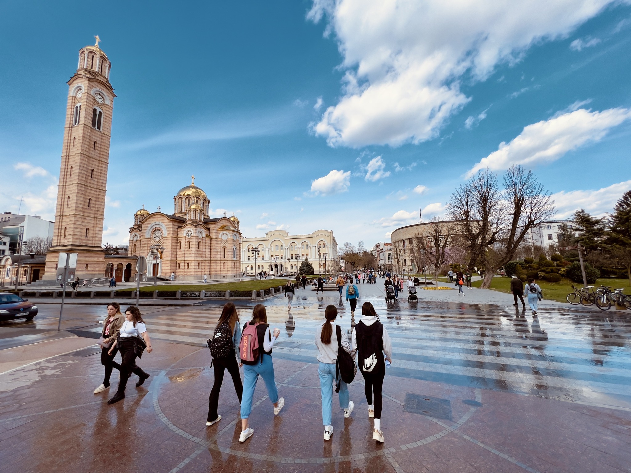  Фото архива