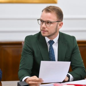 Градоначелник након сједнице Колегијума: На мјесту првременог кружног тока у Обилићеву биће изграђен трајни, наложена контрола свих градских простора