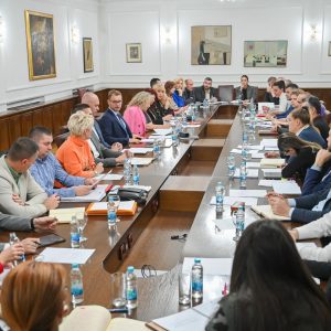 Gradonačelnik: Štetna odluka Vlade Republike Srpske o povećanju poreza preduzetnicima, radovi na raskrsnici kod „Audi servisa“ zaustavljeni zbog blokada Gradonačelnik: Štetna odluka Vlade Republike Srpske o povećanju poreza preduzetnicima, radovi na raskrsnici kod „Audi servisa“ zaustavljeni zbog blokada