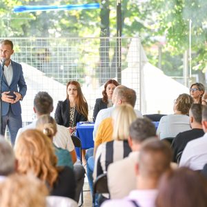 Позив предузетницима на састанак поводом најаве Владе Републике Српске о повећању пореза