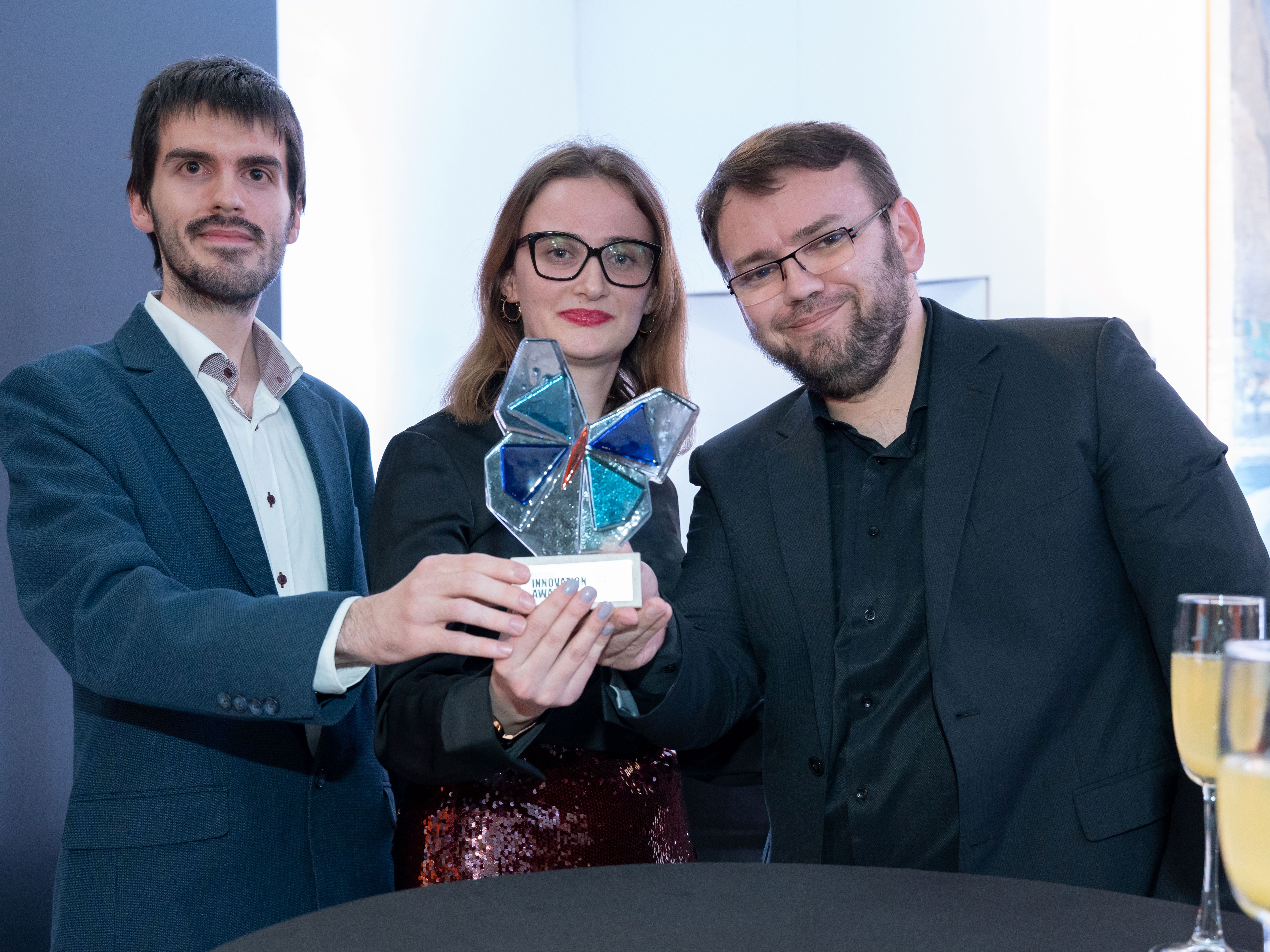  Ustupljena fotografija