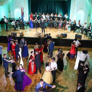 Чувар традиције: Одржан осми по реду Светосавски бал, присуствовали и представници Града Чувар традиције: Одржан осми по реду Светосавски бал, присуствовали и представници Града