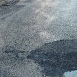 У току санација ударних рупа у ужем и ширем градском језгру У току санација ударних рупа у ужем и ширем градском језгру