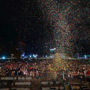 „Зимзобал“ обиљежиле стотине сати различитог програма, Шукало поручила да је и овај зимски маркет привукао рекордан број посјетилаца „Зимзобал“ обиљежиле стотине сати различитог програма, Шукало поручила да је и овај зимски маркет привукао рекордан број посјетилаца