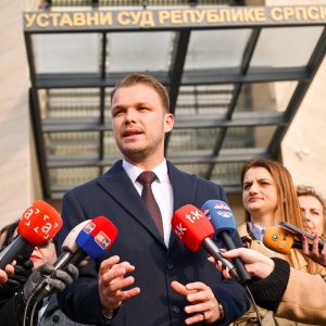 Градоначелник најавио покретање иницијатива за оцјену уставности закона који гуше мале предузетнике Градоначелник најавио покретање иницијатива за оцјену уставности закона који гуше мале предузетнике