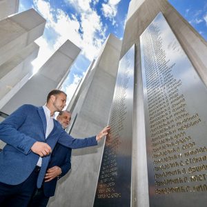 Do danas bez odgovora republičkih institucija, gradonačelnik poručio: Doznačićemo milion KM za nastavak izgradnje Centralnog spomen-obilježja