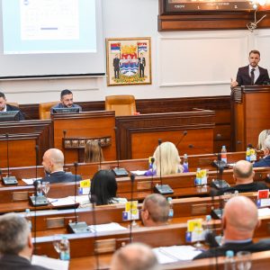 Završeno zasjedanje Skupštine Grada: Formirana radna tijela neophodna za redovna održavanja sjednica Završeno zasjedanje Skupštine Grada: Formirana radna tijela neophodna za redovna održavanja sjednica