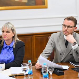 Градоначелник: Јачамо градске финансије за наставак бесплатних политика и нове пројекте