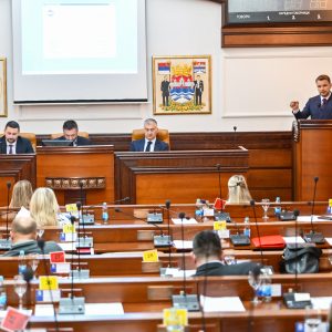Градоначелник: Питања о нерадној недјељи, бесплатним плацевима и даље без одговора, наставићу да се борим за све што је у интересу грађана Градоначелник: Питања о нерадној недјељи, бесплатним плацевима и даље без одговора, наставићу да се борим за све што је у интересу грађана
