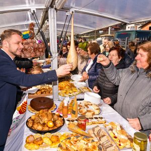Обиљежавање 19. „Козарских поклада“, градоначелник: Ови сусрети чувари су наше традиције и обичаја