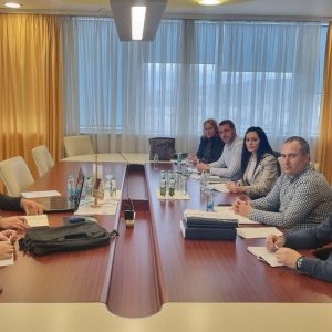 Представници Одјељења за саобраћај и путеве на састанку са представницима „Путева Републике Српске“ Представници Одјељења за саобраћај и путеве на састанку са представницима „Путева Републике Српске“