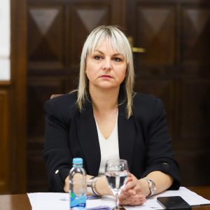 Сутра наставак Скупштине, Савић – Бањац: Важне одлуке су пред нама, позивам одборнике да разматрамо све тачке и изјаснимо се о њима Сутра наставак Скупштине, Савић – Бањац: Важне одлуке су пред нама, позивам одборнике да разматрамо све тачке и изјаснимо се о њима