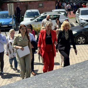 Представници Града затражили оцјену уставности и поручили: Зауставити негативне посљедице нових одредби Закона о доприносима и Закона о порезу на доходак