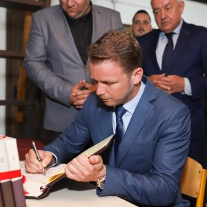 Ћопић није заборављен: Градоначелник посјетио Крупу на Уни и село Хашане